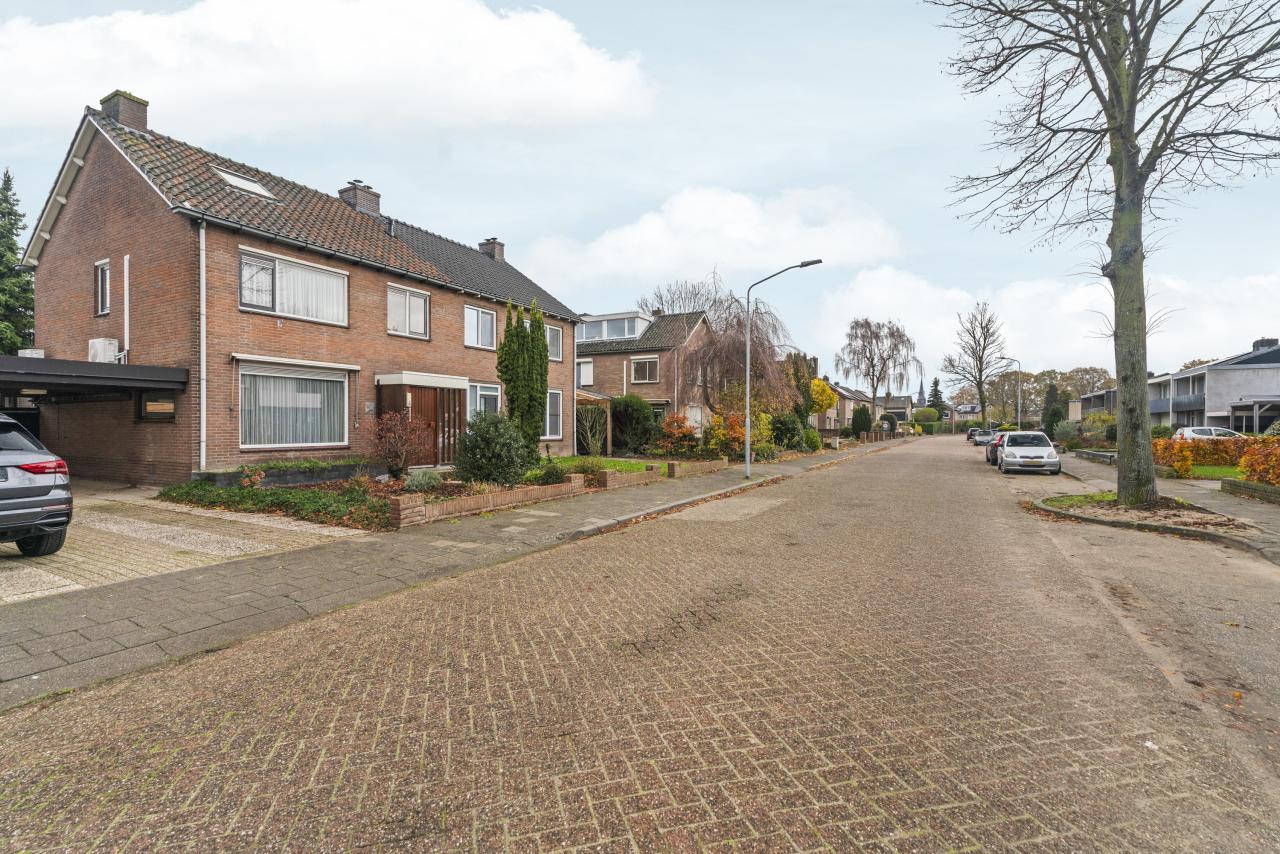 Wethouder Broekmanstraat 25, Weurt (6551 BB)